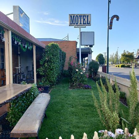 Yarragon Motel מראה חיצוני תמונה