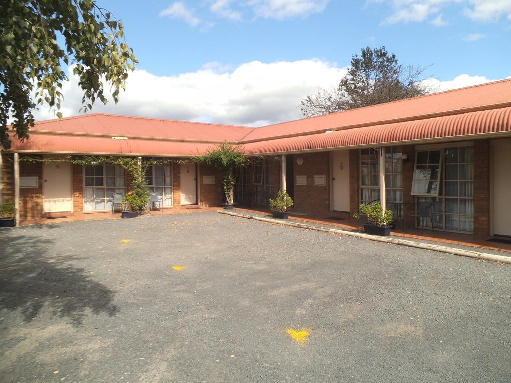 Yarragon Motel מראה חיצוני תמונה